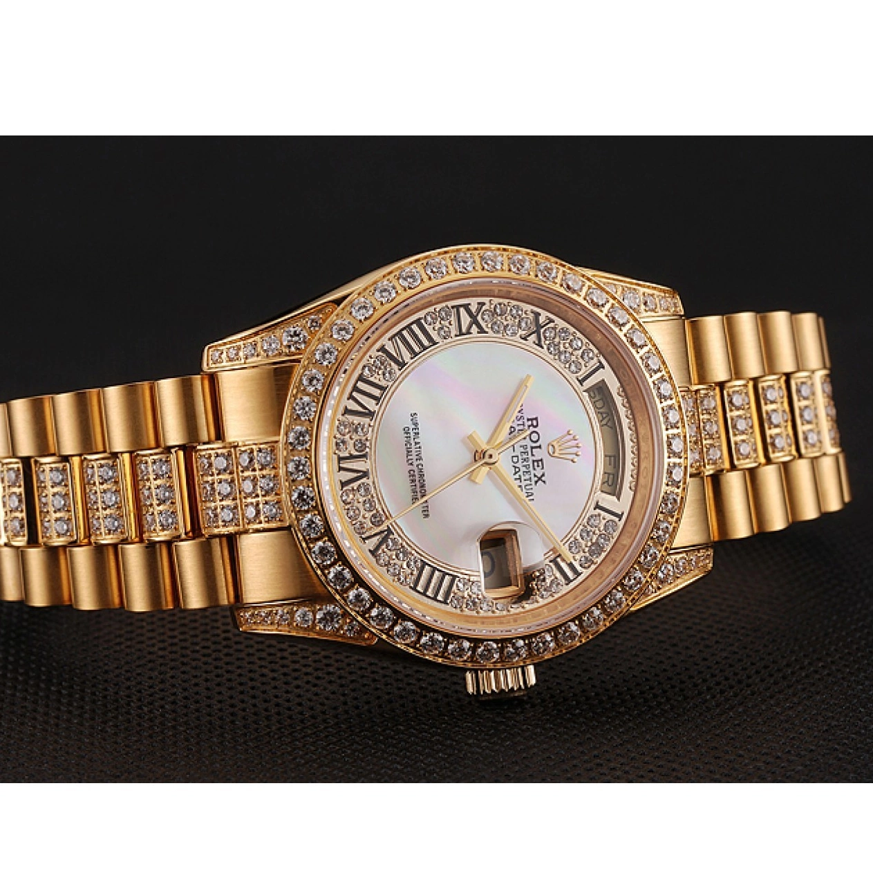 Aaa replica White Swiss 1453958 Diamond Gold Dial Bracelet Pave Day-Date Diamond Rolex 0825
